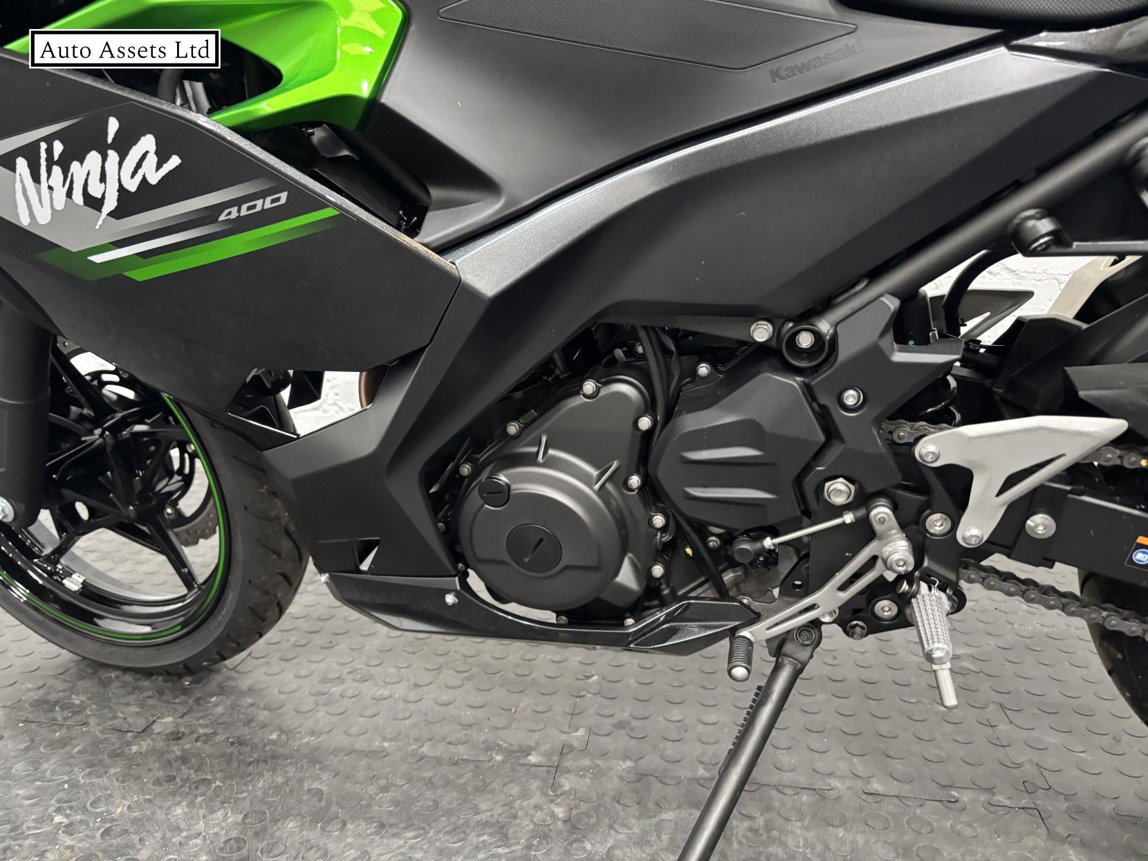 Kawasaki Ninja 400 400 Super Sports Petrol Manual Euro 5 (45 ps)