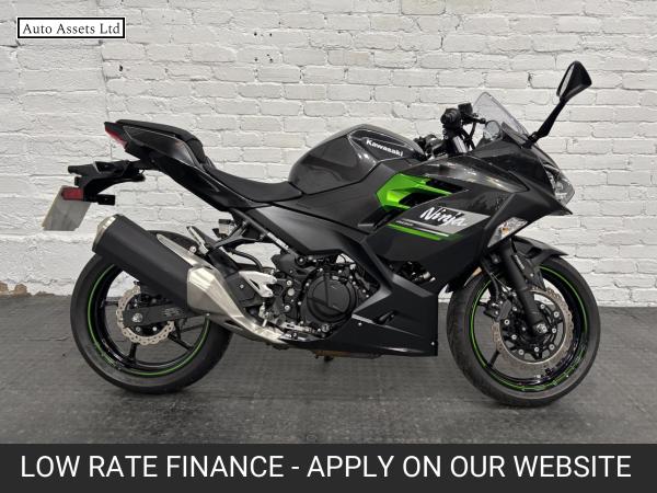 Kawasaki Ninja 400 400 Super Sports Petrol Manual Euro 5 (45 ps)