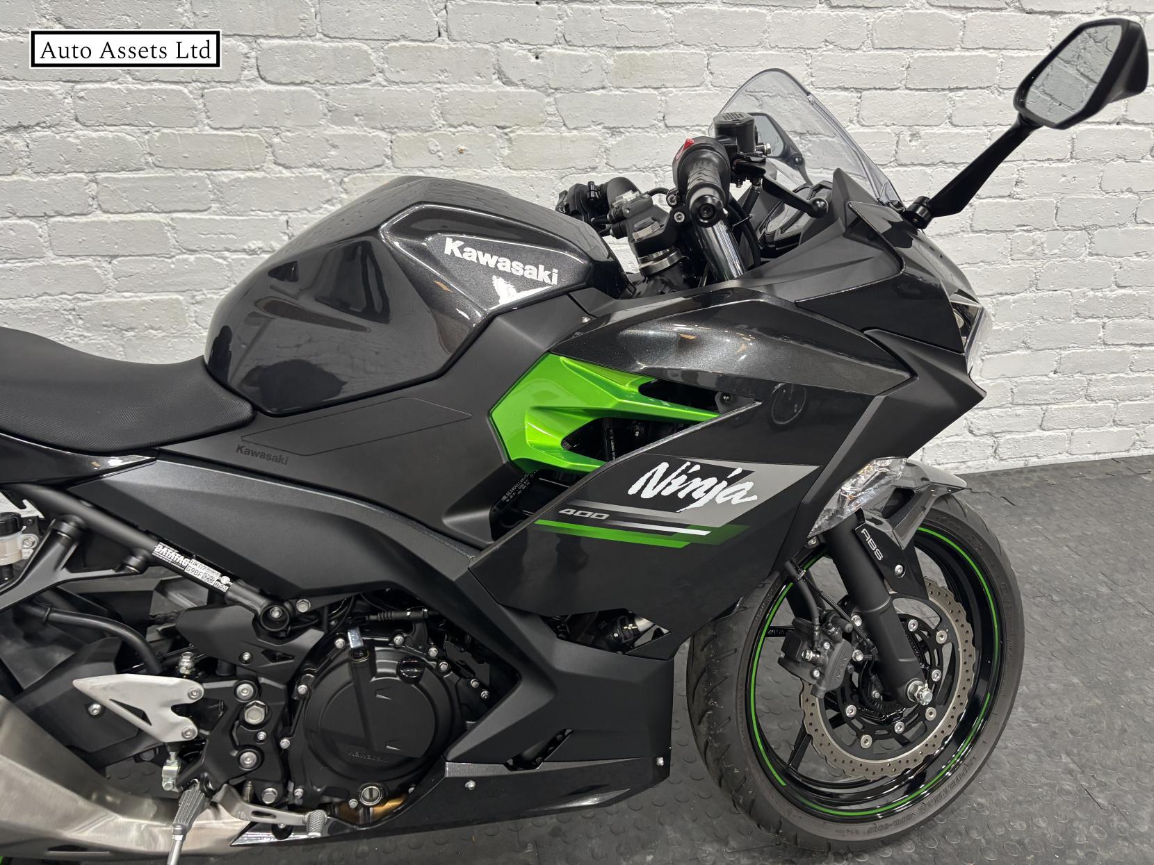 Kawasaki Ninja 400 400 Super Sports Petrol Manual Euro 5 (45 ps)