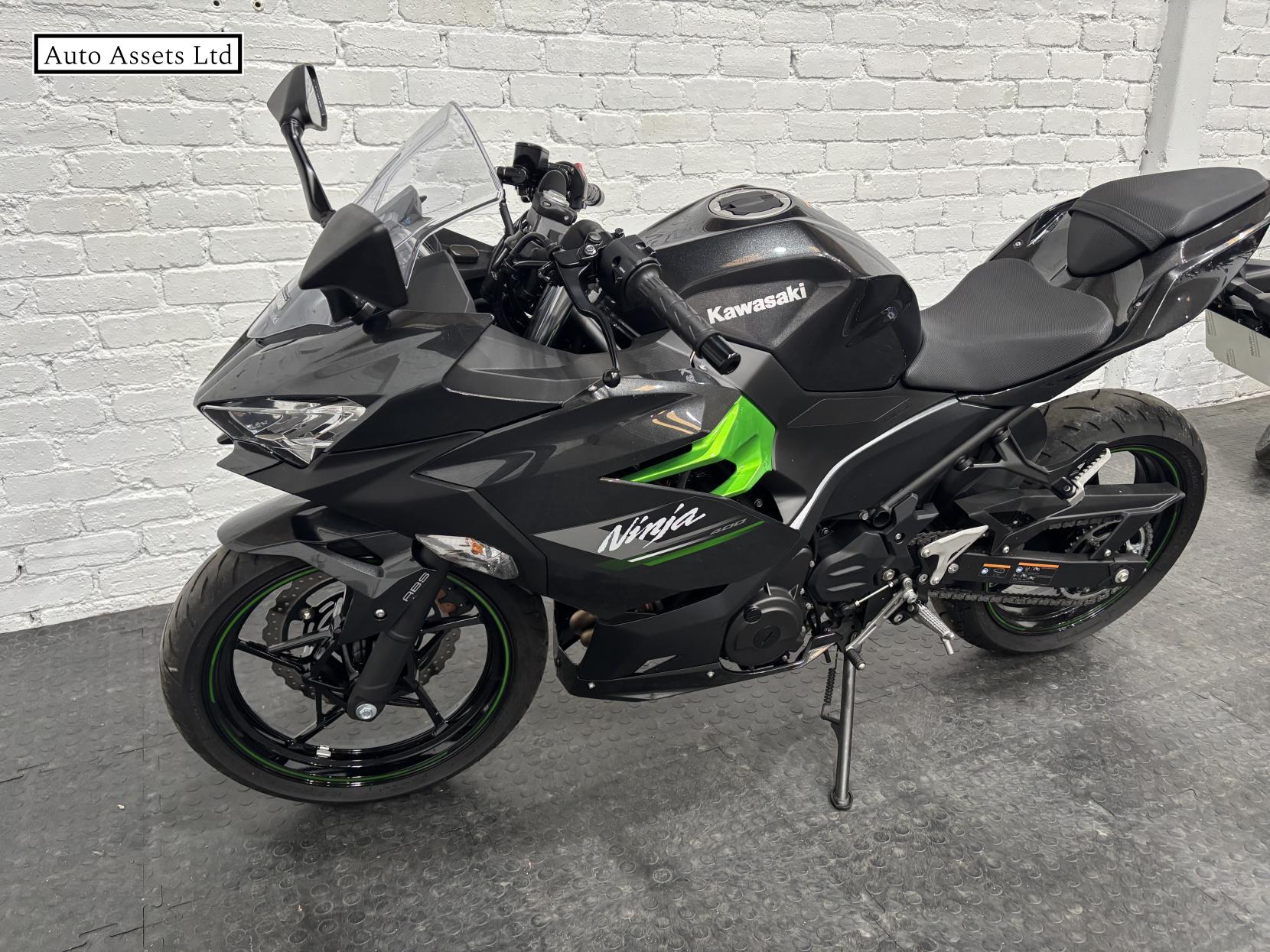 Kawasaki Ninja 400 400 Super Sports Petrol Manual Euro 5 (45 ps)