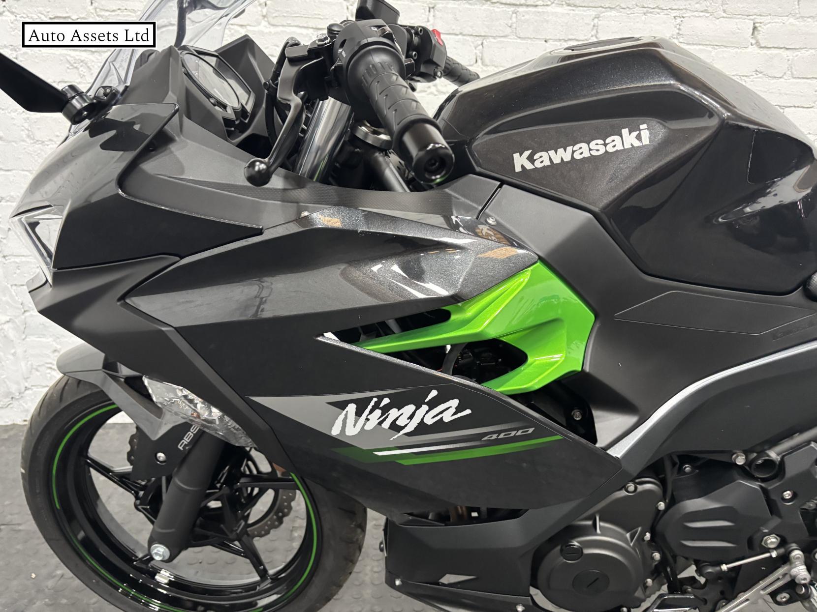 Kawasaki Ninja 400 400 Super Sports Petrol Manual Euro 5 (45 ps)