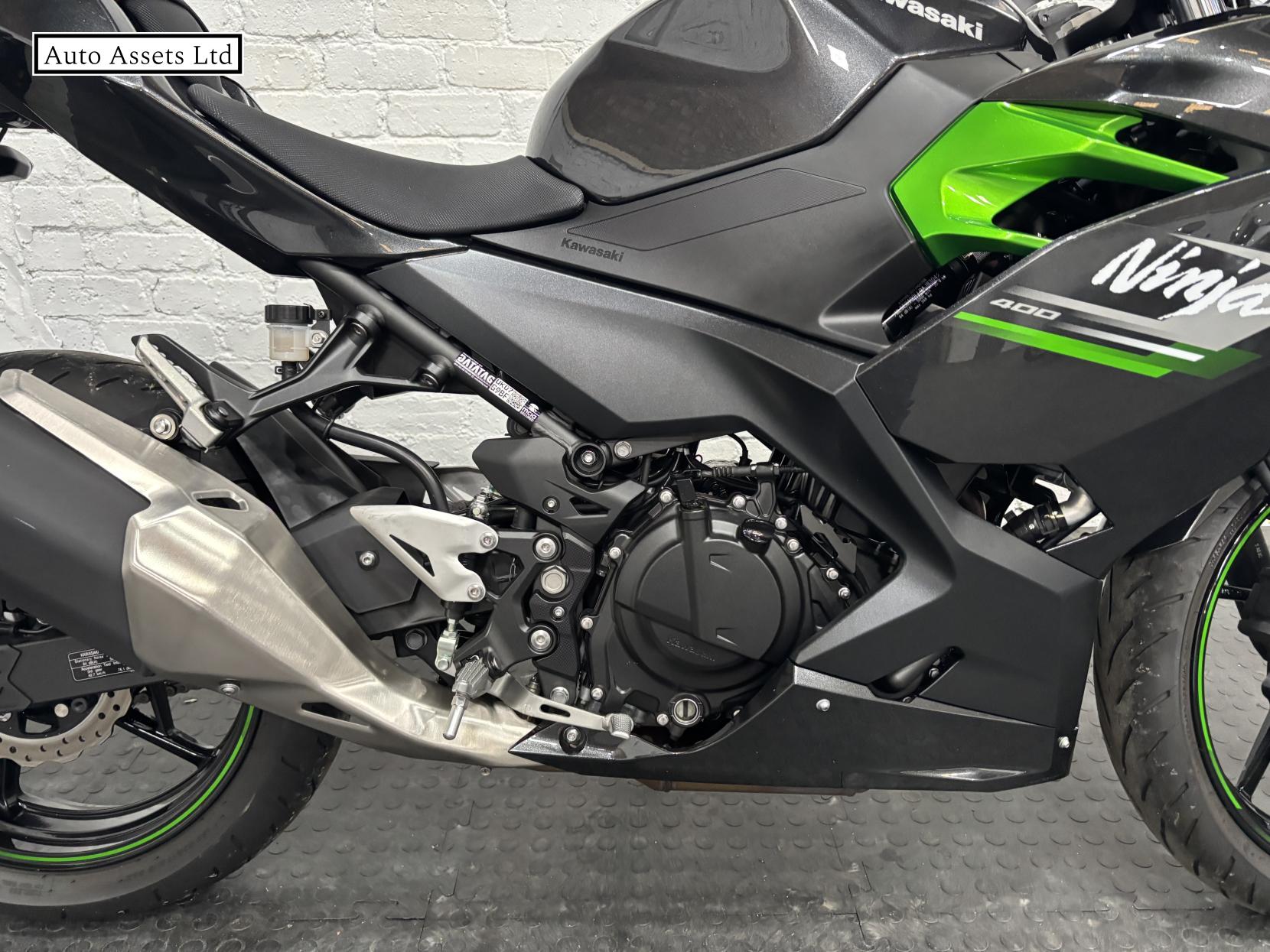 Kawasaki Ninja 400 400 Super Sports Petrol Manual Euro 5 (45 ps)