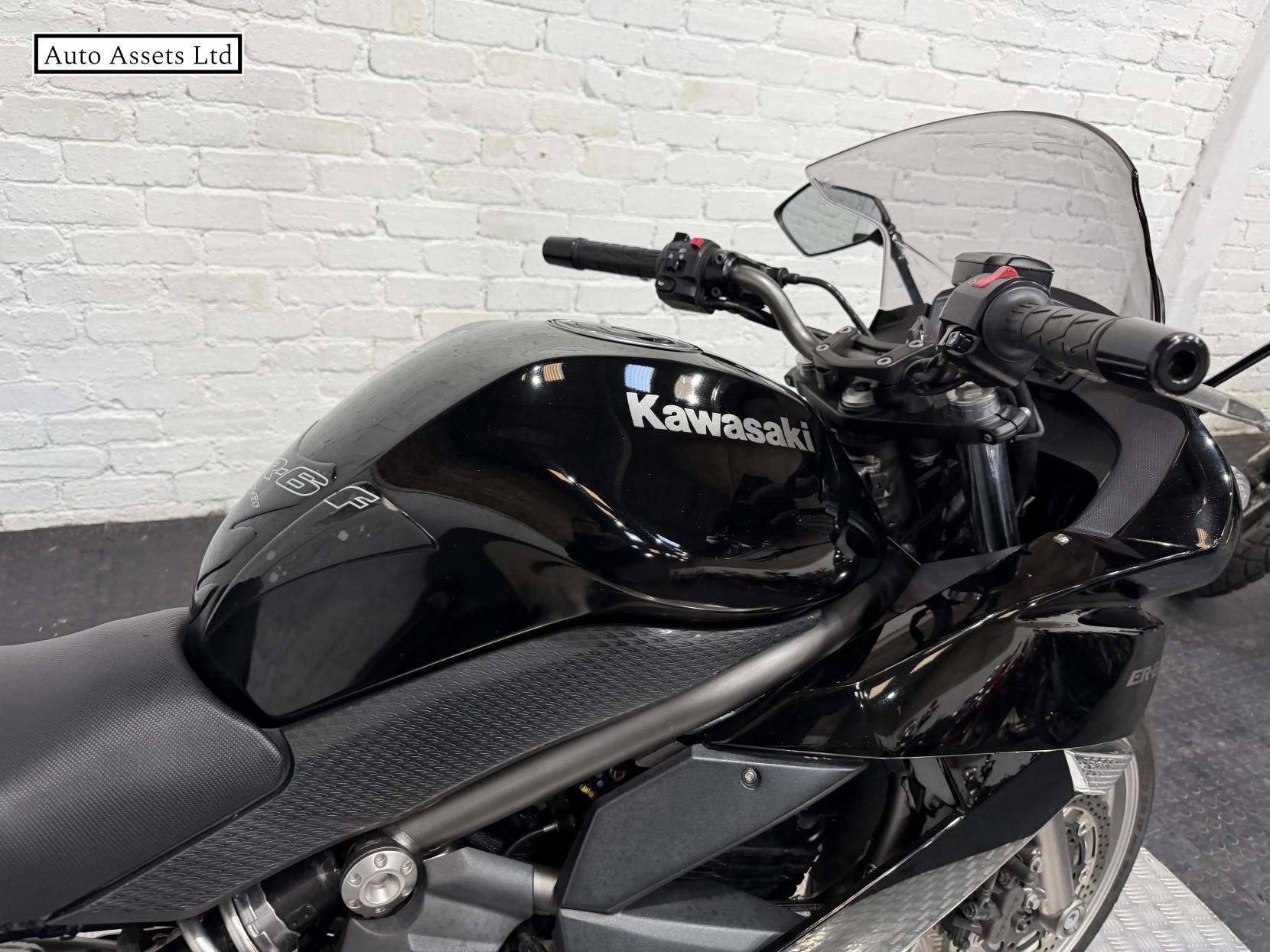 Kawasaki ER-6F 650 ABS Super Sports Petrol Manual (72 ps)