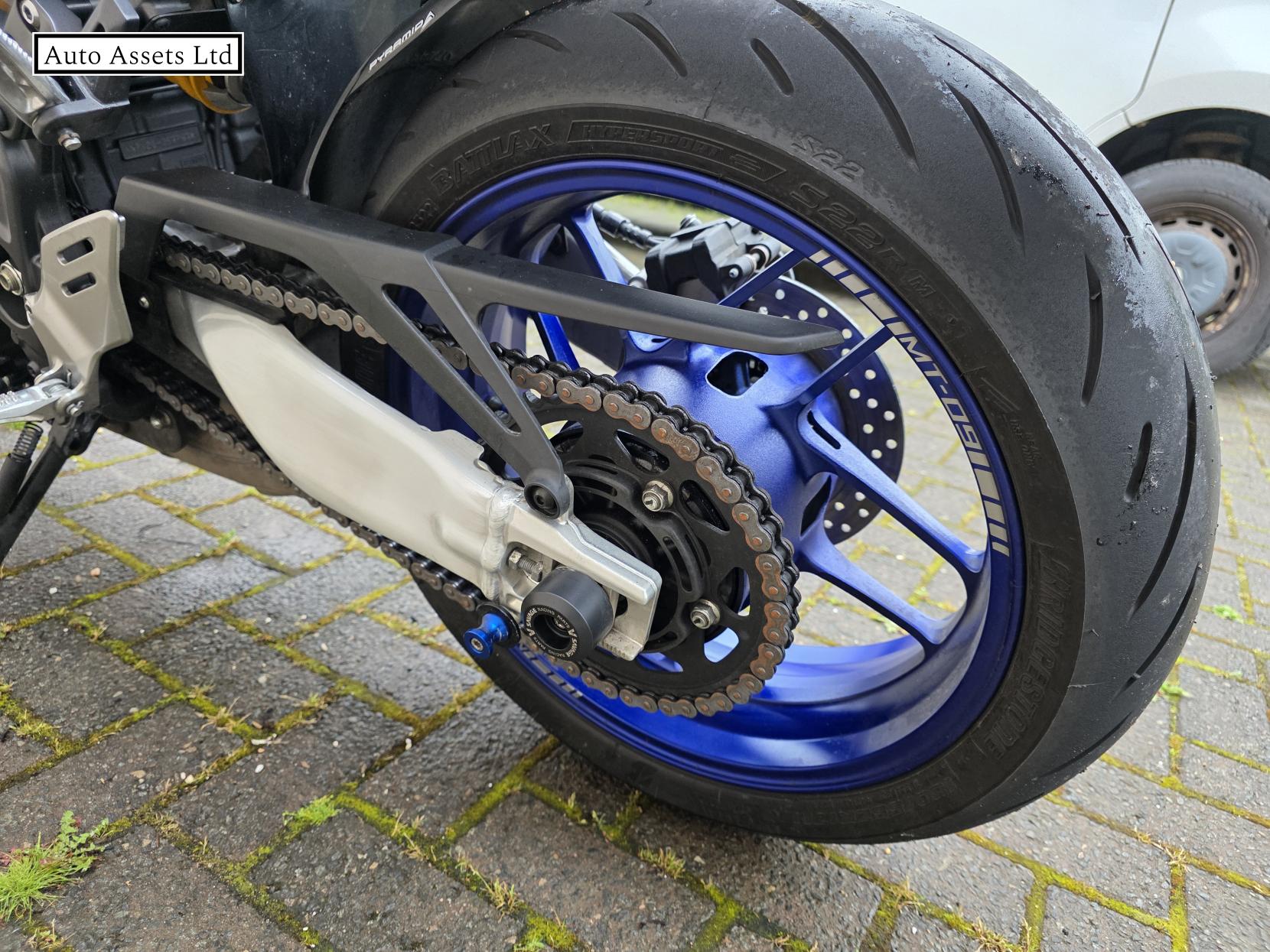 Yamaha MT-09 900 SP Hyper-naked Petrol Manual Euro 5 (119 ps)