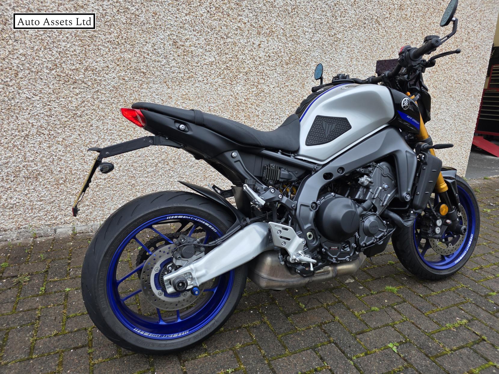 Yamaha MT-09 900 SP Hyper-naked Petrol Manual Euro 5 (119 ps)