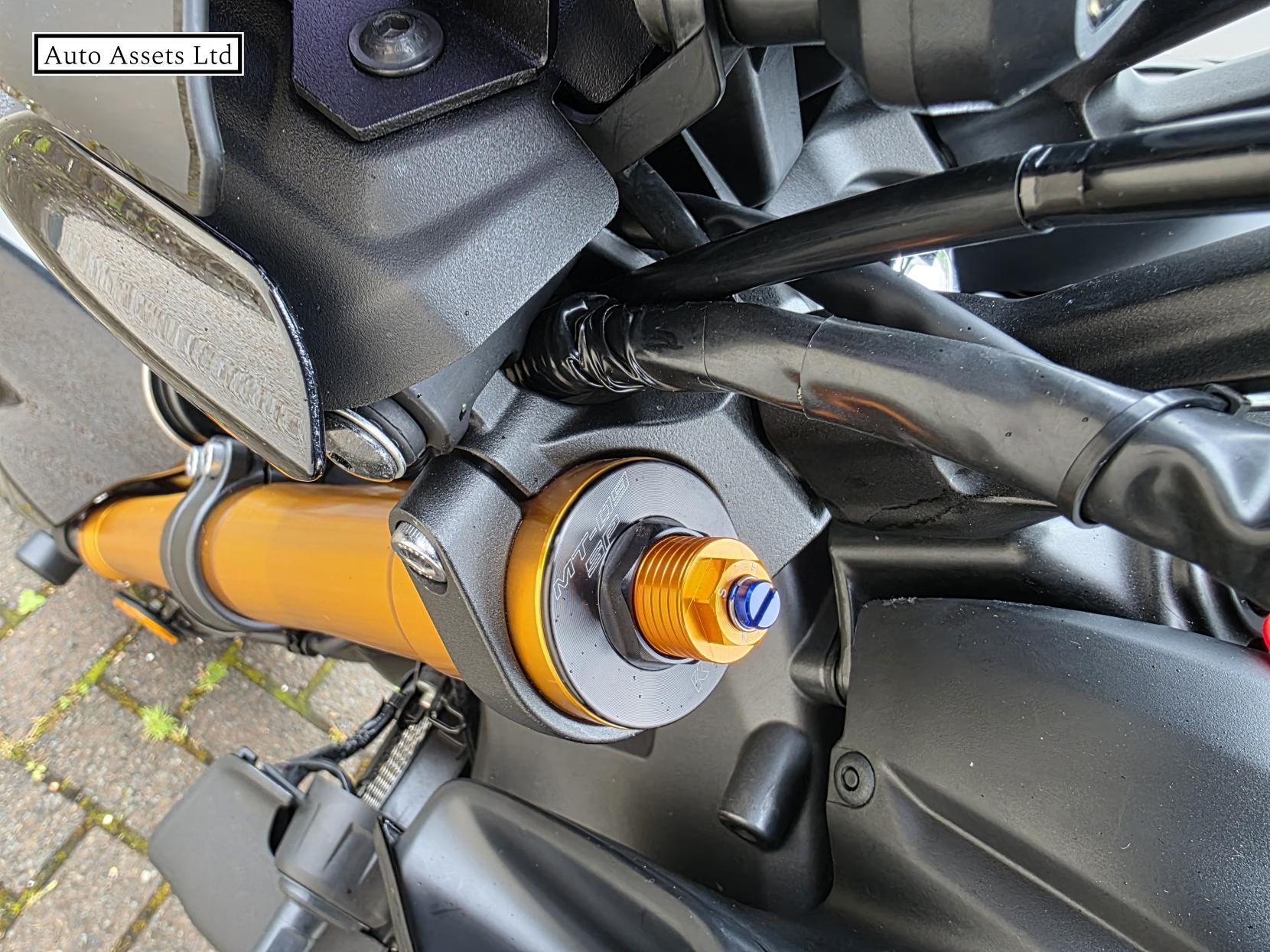 Yamaha MT-09 900 SP Hyper-naked Petrol Manual Euro 5 (119 ps)