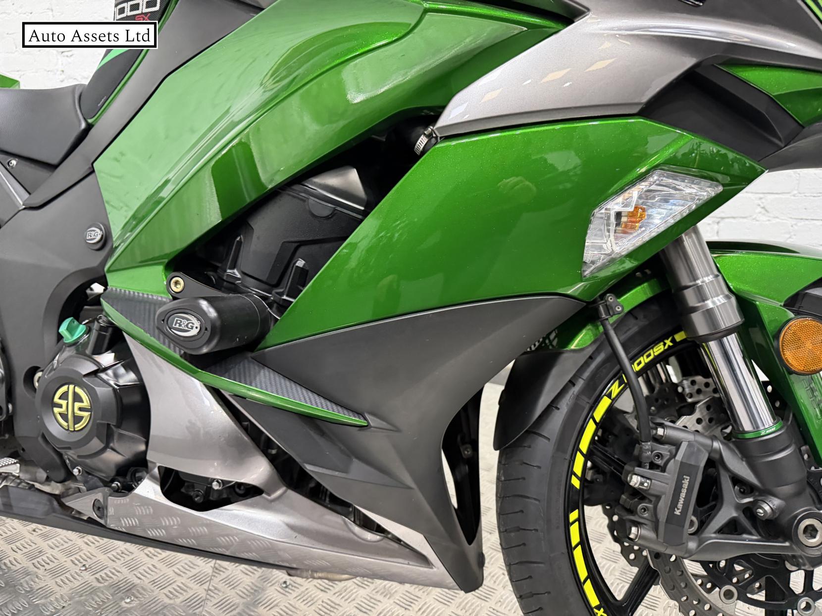 Kawasaki Z1000 SX 1000 Sports Tourer Petrol Manual Euro 4 (142 ps)