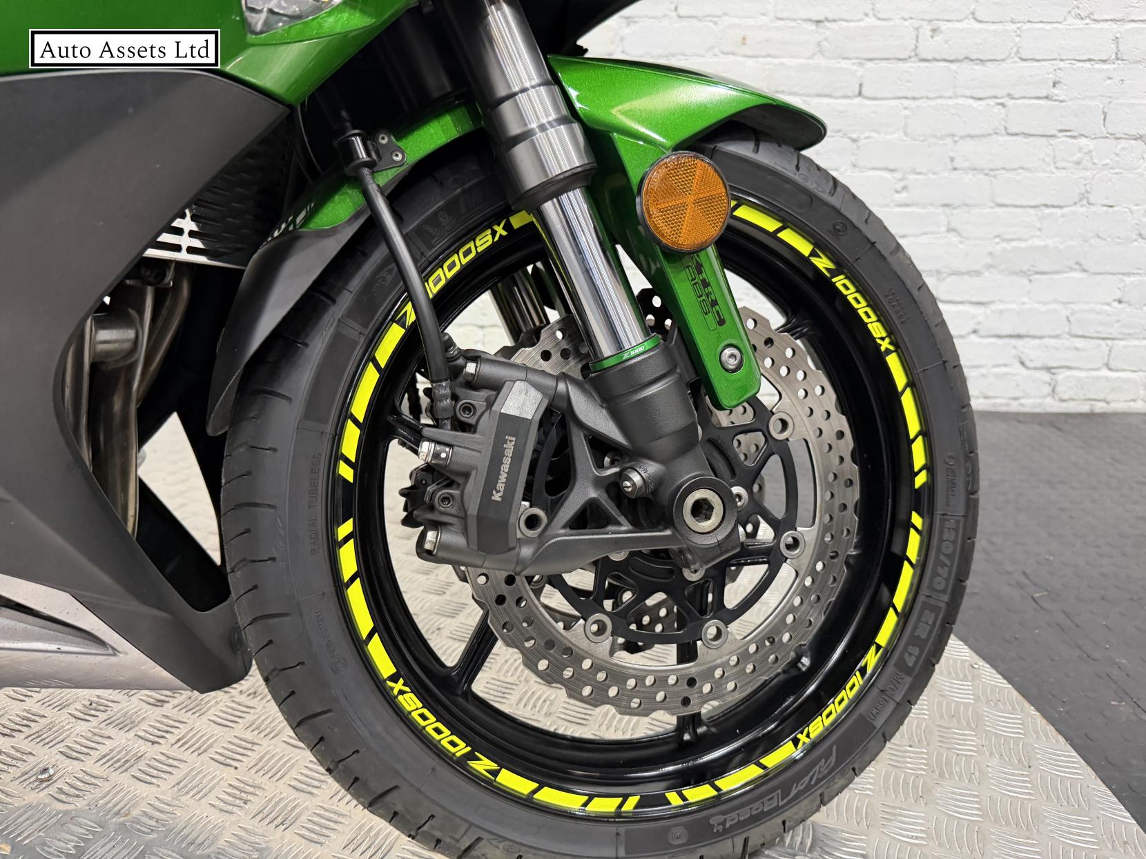 Kawasaki Z1000 SX 1000 Sports Tourer Petrol Manual Euro 4 (142 ps)