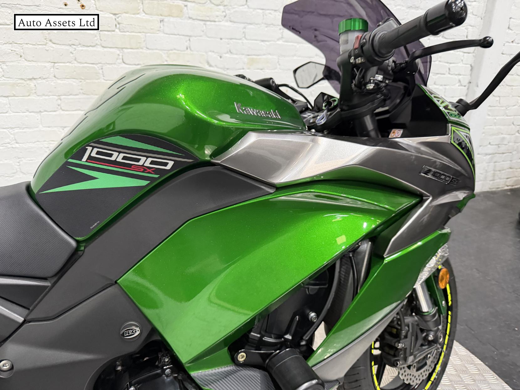 Kawasaki Z1000 SX 1000 Sports Tourer Petrol Manual Euro 4 (142 ps)