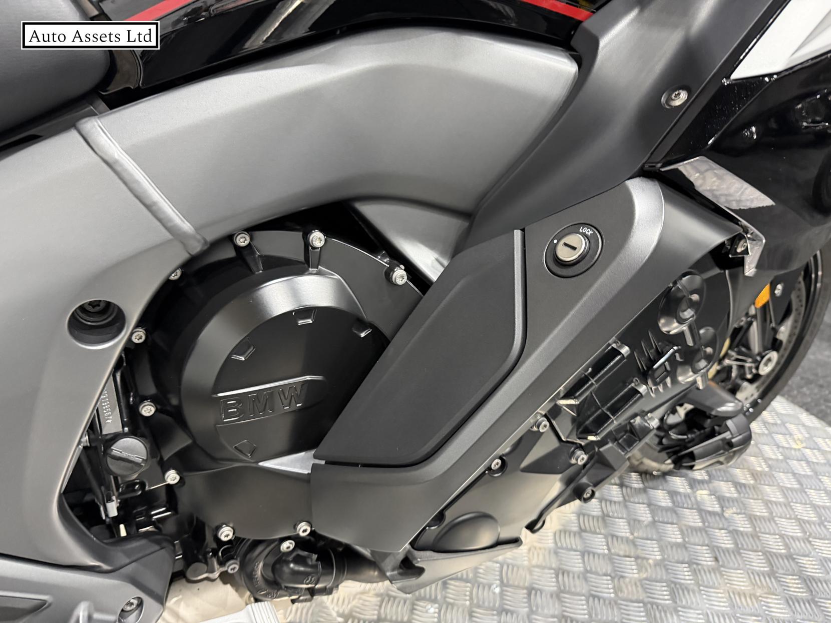 BMW K 1600 GT 1600 Sport Tourer Petrol Manual Euro 4 (160 ps)