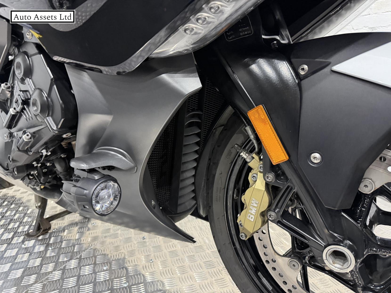 BMW K 1600 GT 1600 Sport Tourer Petrol Manual Euro 4 (160 ps)