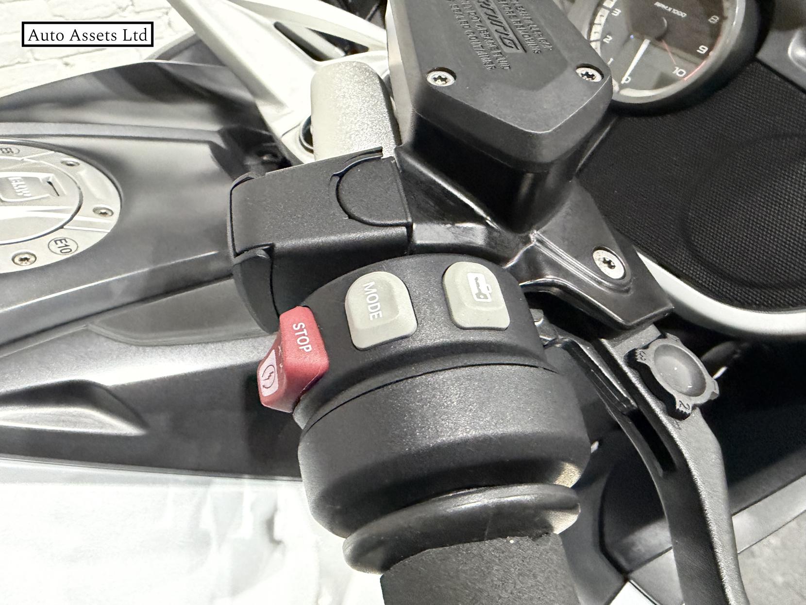 BMW K 1600 GT 1600 Sport Tourer Petrol Manual Euro 4 (160 ps)