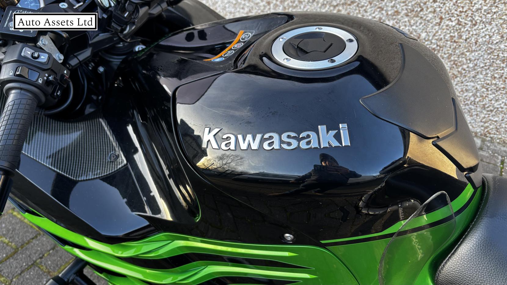 Kawasaki ZZR1400 1400 ABS Sports Tourer Petrol Manual (197 bhp)