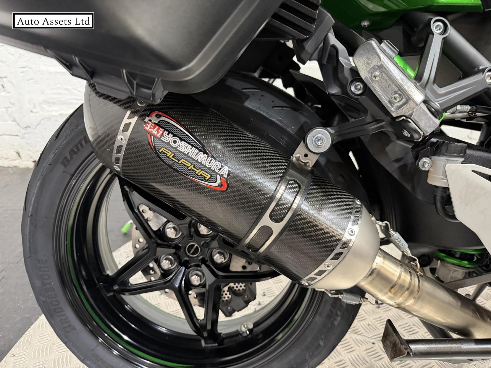 Kawasaki Ninja H2 SX 998 Sports Tourer Petrol Manual Euro 5 (200 ps)