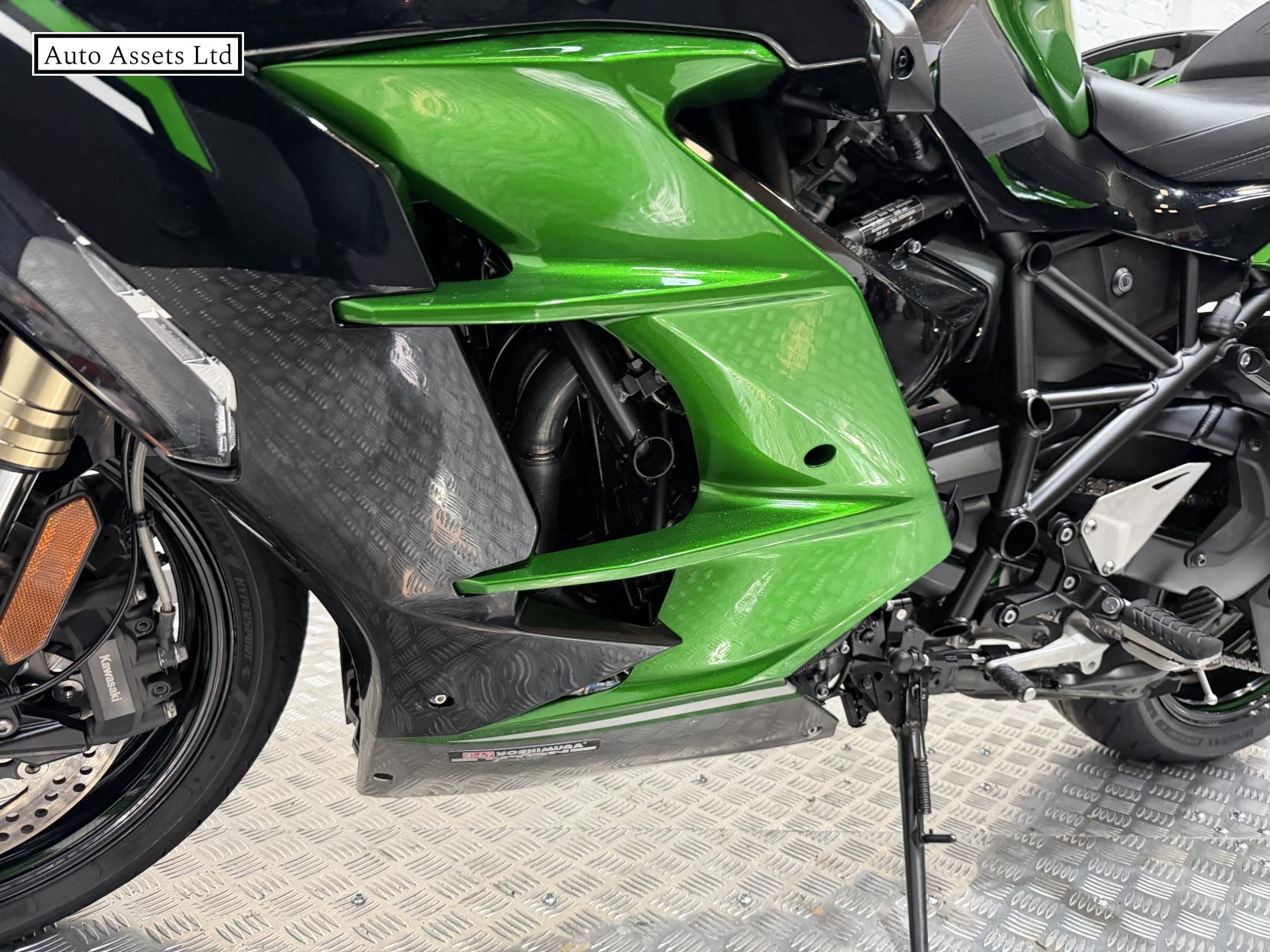 Kawasaki Ninja H2 SX 998 Sports Tourer Petrol Manual Euro 5 (200 ps)