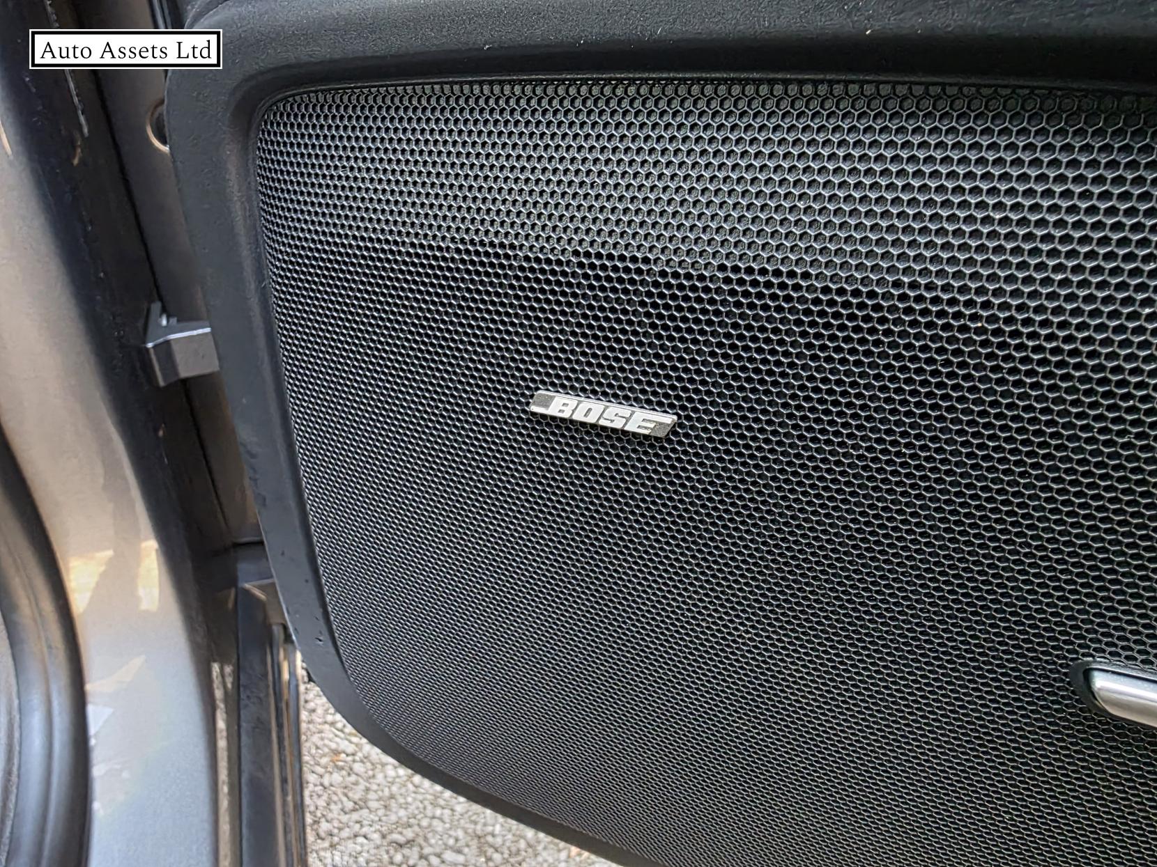 Porsche Cayenne 4.2 TD V8 S SUV 5dr Diesel TiptronicS 4WD Euro 5 (s/s) (382 ps)