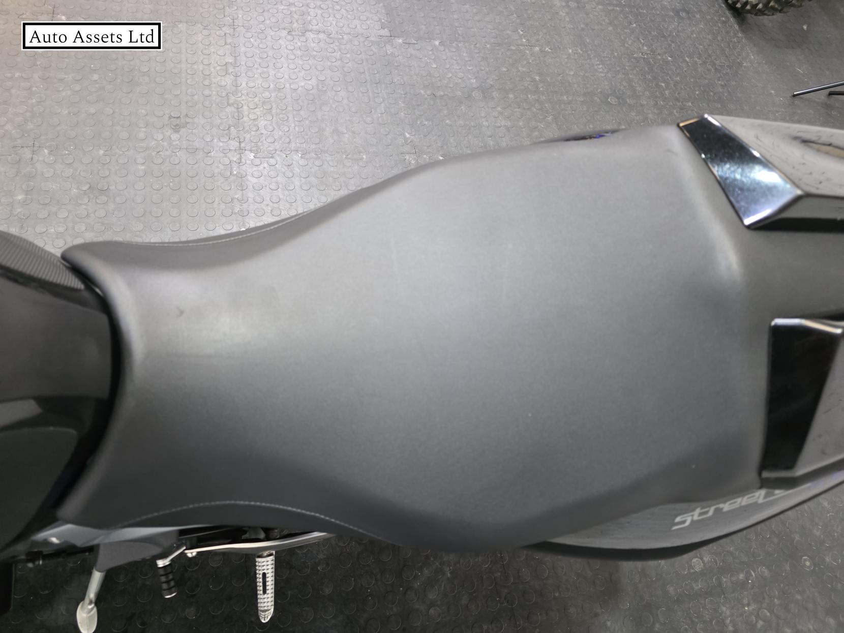 Triumph Street Triple 675 675 R Naked Petrol Manual O ring (106 ps)