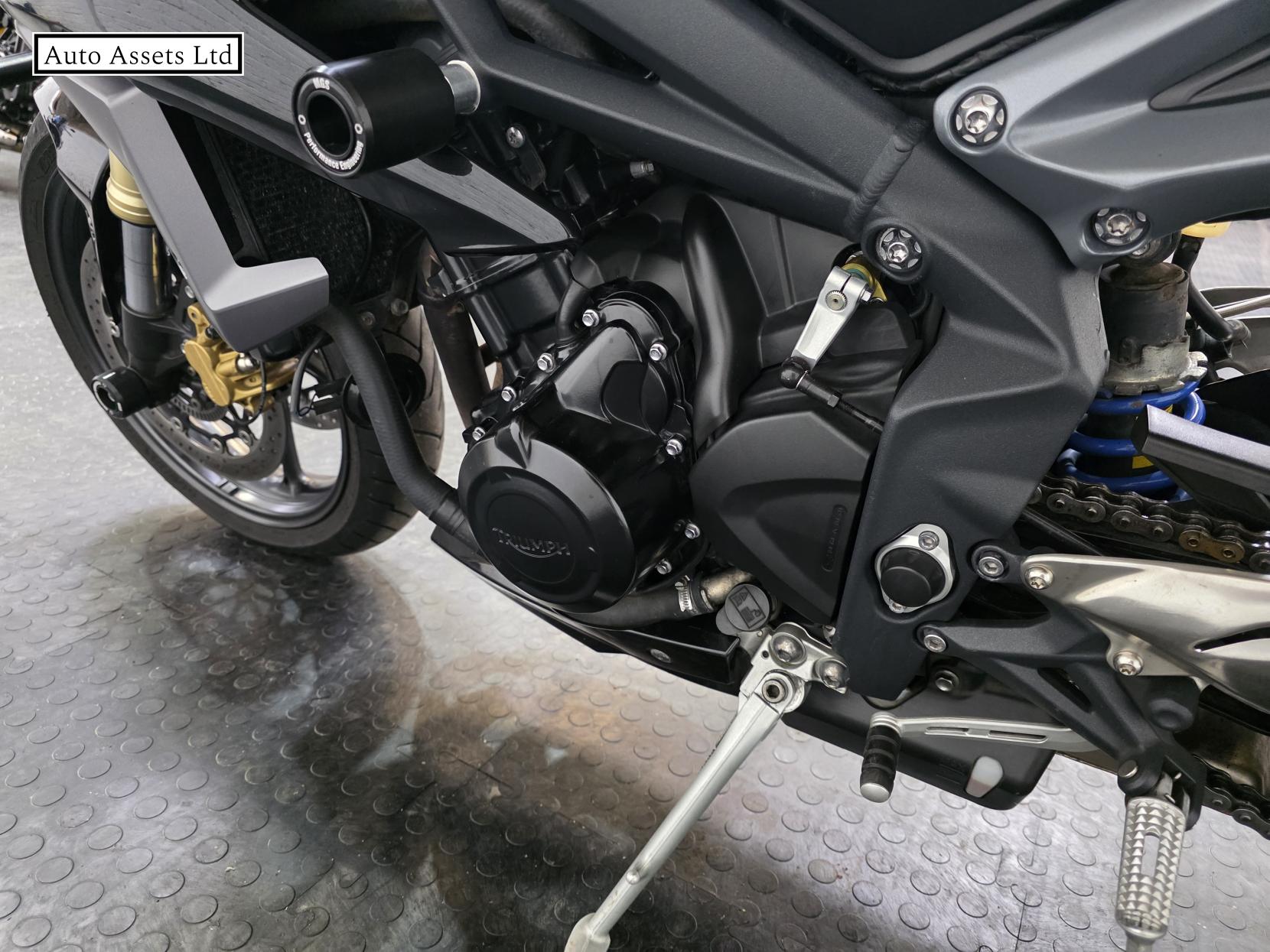 Triumph Street Triple 675 675 R Naked Petrol Manual O ring (106 ps)