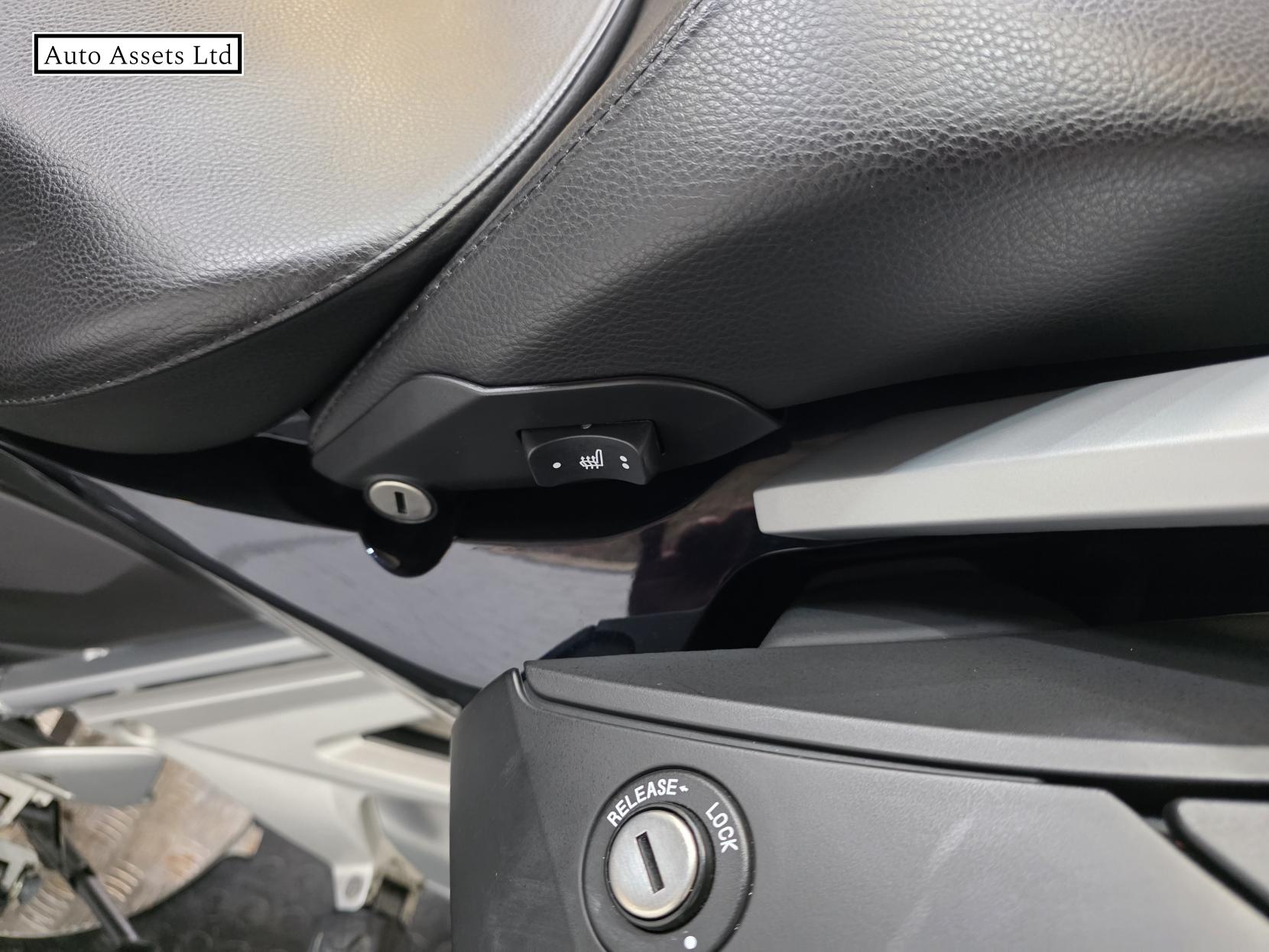 BMW R 1250 RT 1250 LE Tourer Petrol Manual Euro 5 (135 ps)