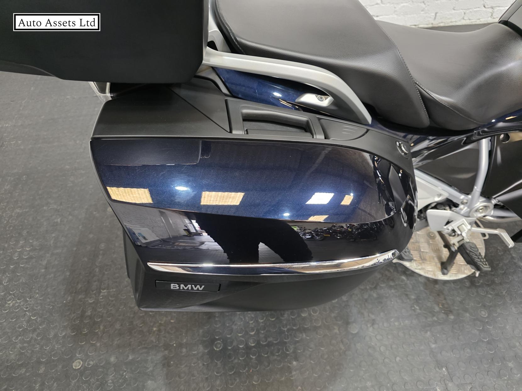 BMW R 1250 RT 1250 LE Tourer Petrol Manual Euro 5 (135 ps)