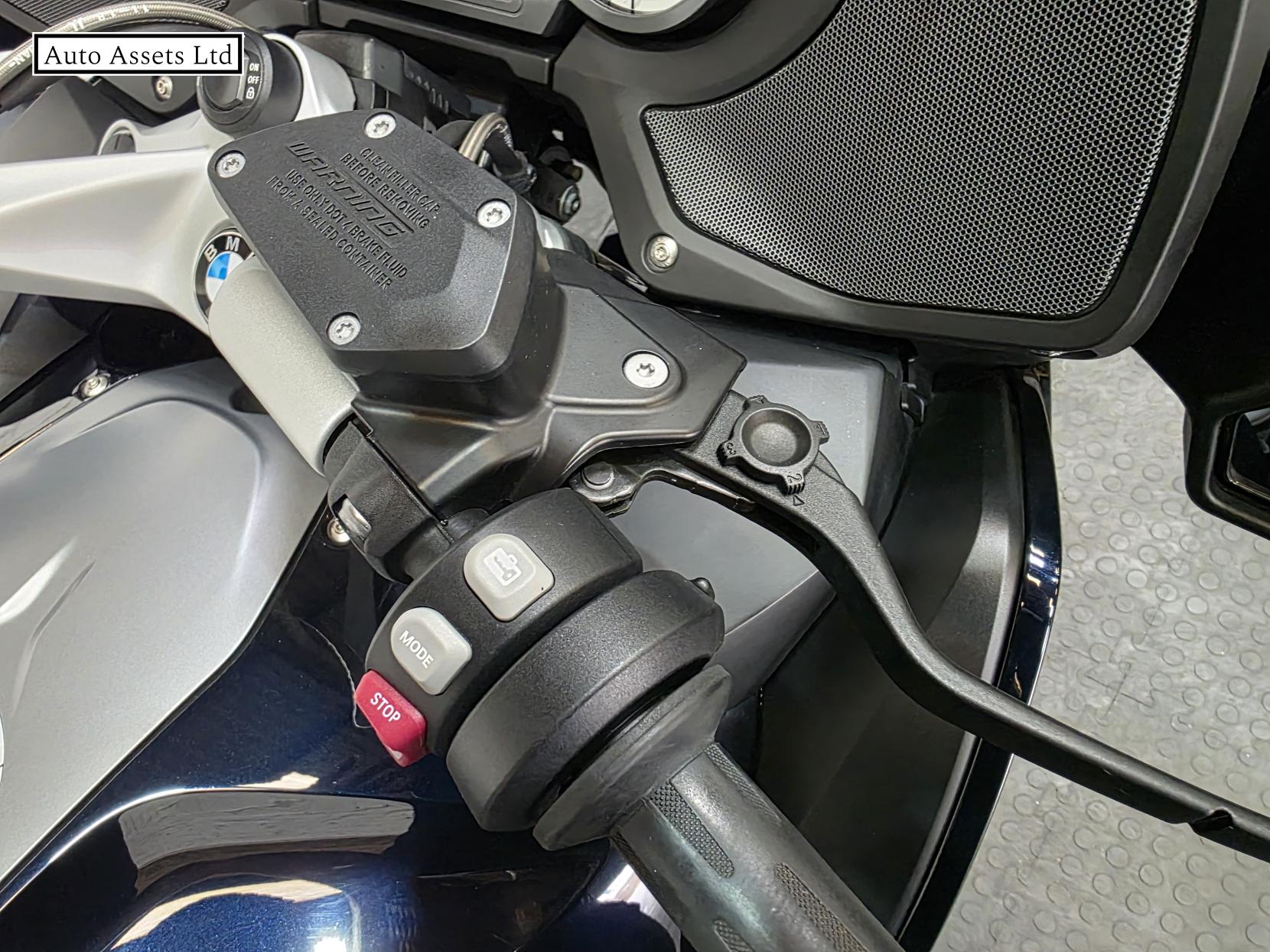 BMW R 1250 RT 1250 LE Tourer Petrol Manual Euro 5 (135 ps)