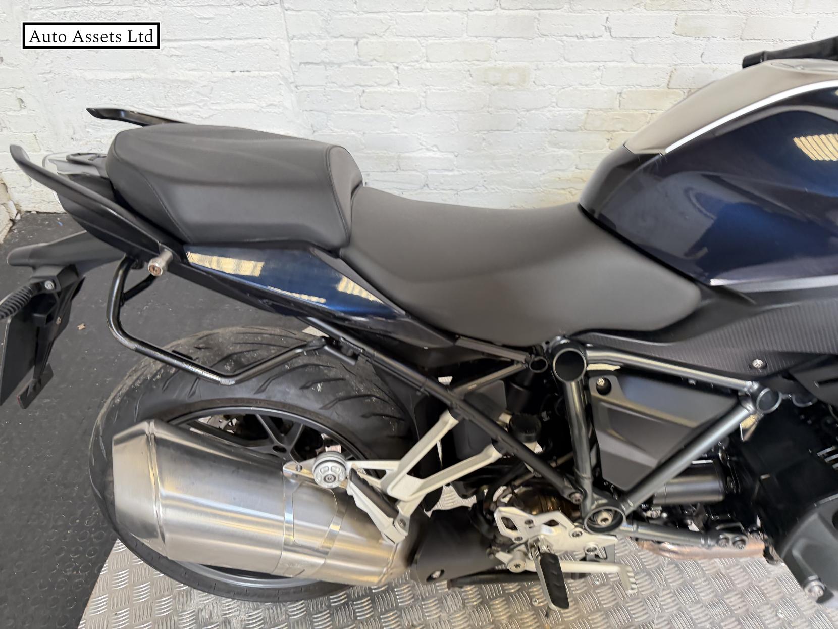 BMW R 1250 R 1250 SE Naked Petrol Manual Euro 5 (136 ps)