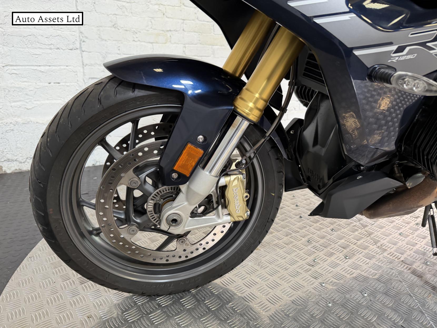 BMW R 1250 R 1250 SE Naked Petrol Manual Euro 5 (136 ps)