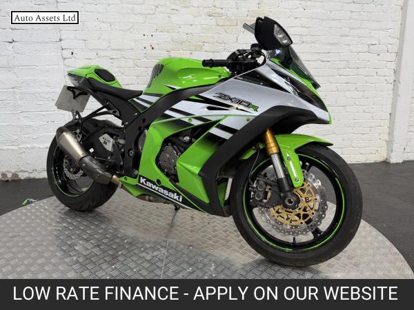 Kawasaki Ninja ZX-10R 1000 ABS Super Sports Petrol Manual (200 ps)