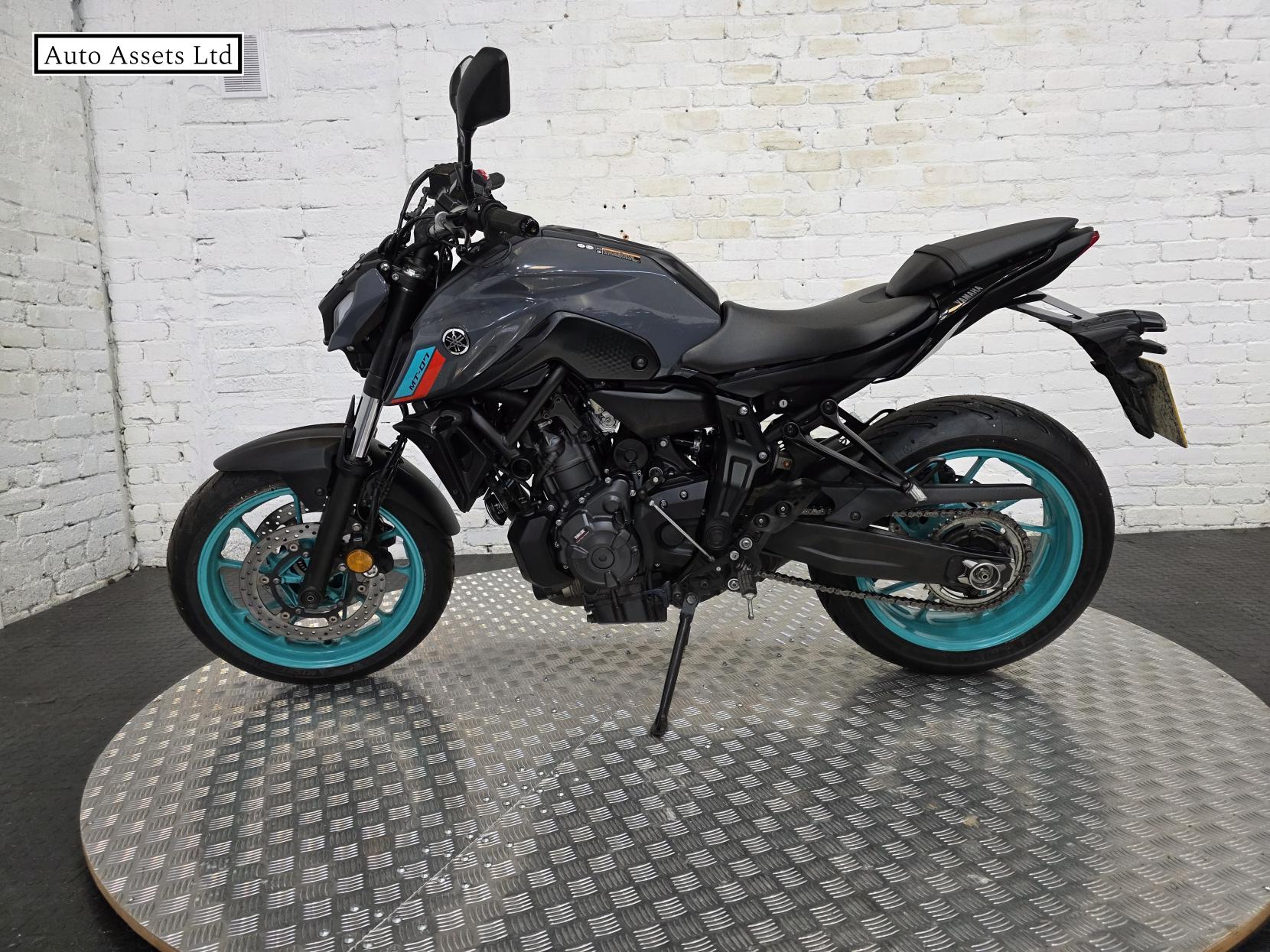 Yamaha MT-07 700 ABS Hyper-naked Petrol Manual Euro 5 (73 ps)