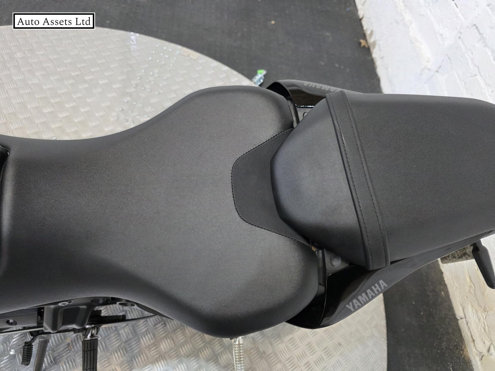 Yamaha MT-07 700 ABS Hyper-naked Petrol Manual Euro 5 (73 ps)