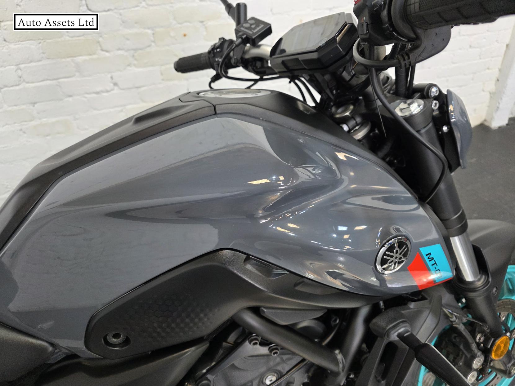 Yamaha MT-07 700 ABS Hyper-naked Petrol Manual Euro 5 (73 ps)