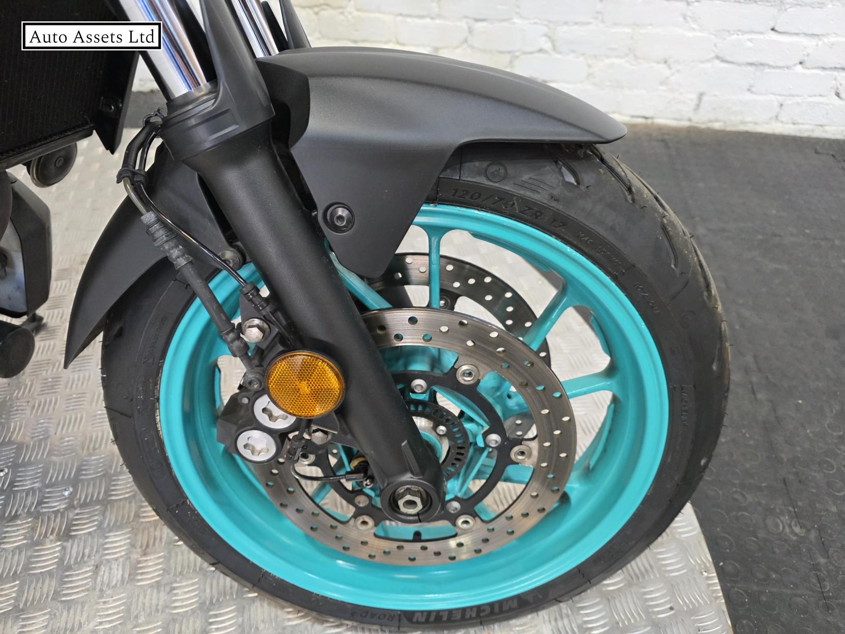 Yamaha MT-07 700 ABS Hyper-naked Petrol Manual Euro 5 (73 ps)