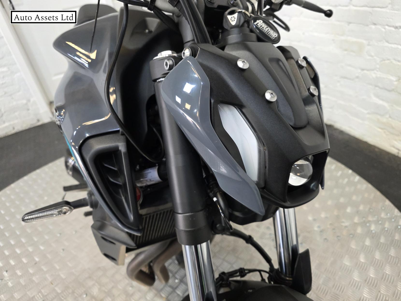 Yamaha MT-07 700 ABS Hyper-naked Petrol Manual Euro 5 (73 ps)