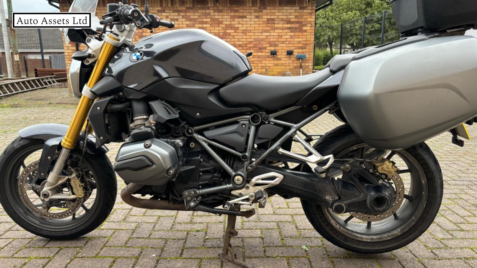 BMW R1200R 1200 R ABS Naked Petrol Manual (125 bhp)