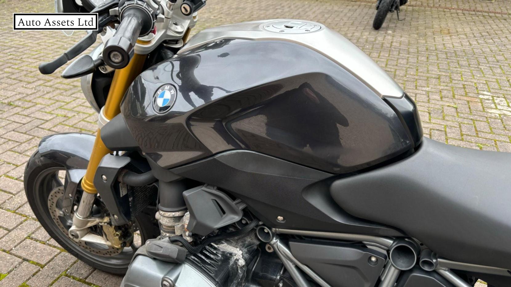 BMW R1200R 1200 R ABS Naked Petrol Manual (125 bhp)