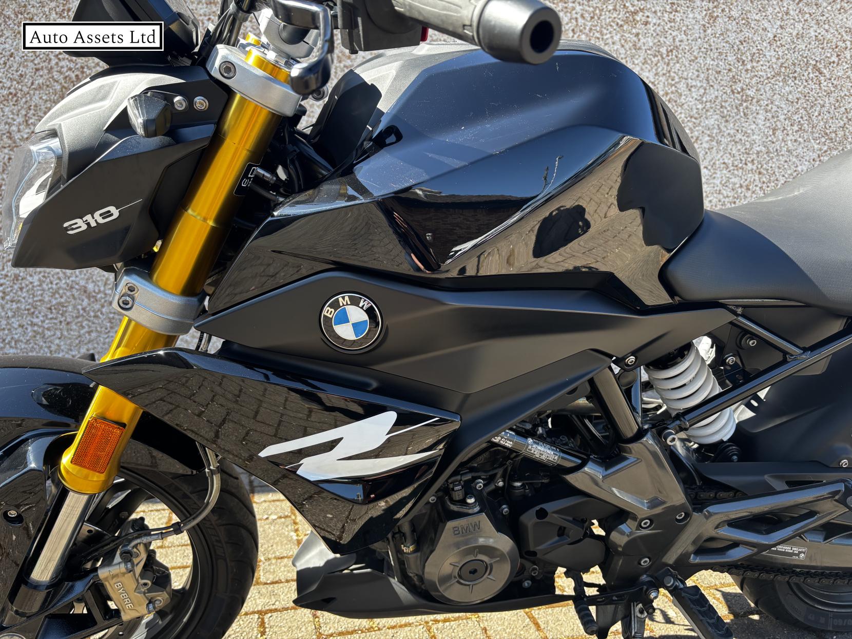 BMW G 310 R 310 Naked Petrol Manual Euro 5 (34 ps)
