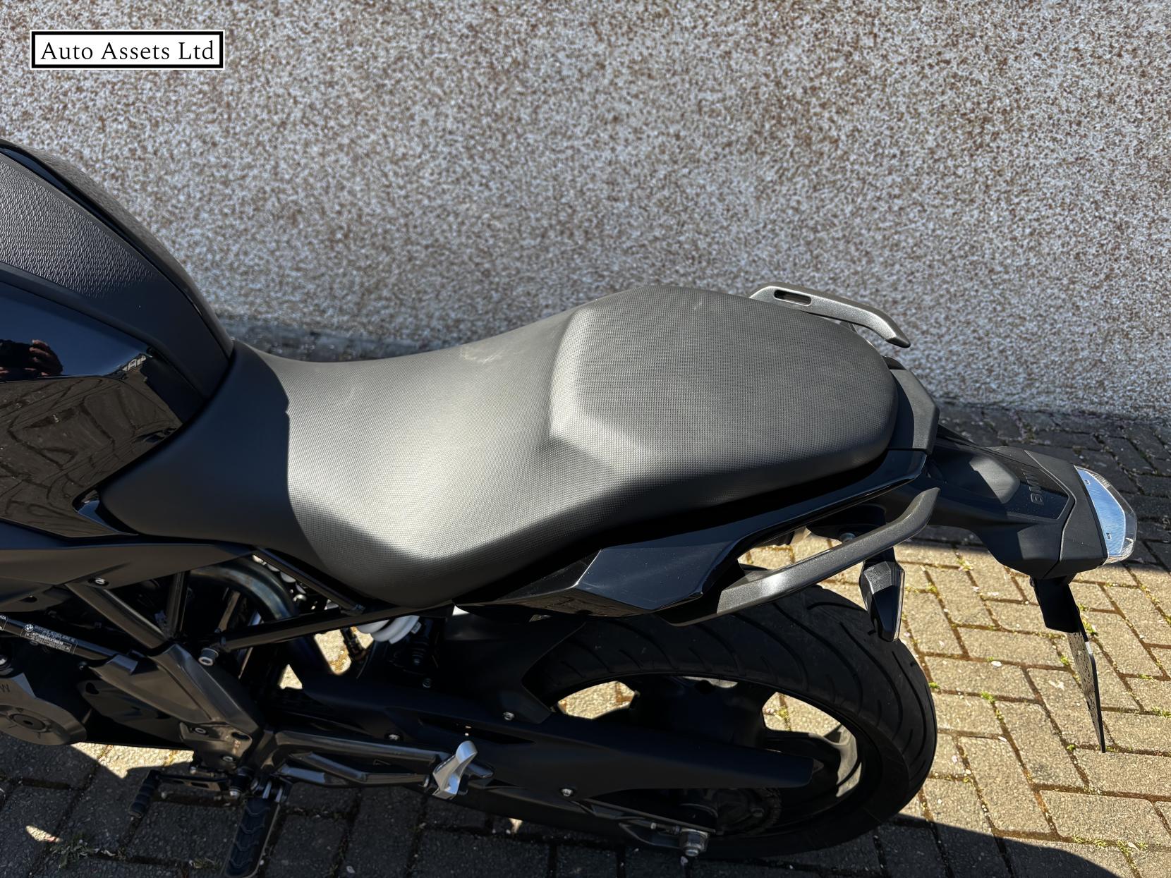 BMW G 310 R 310 Naked Petrol Manual Euro 5 (34 ps)