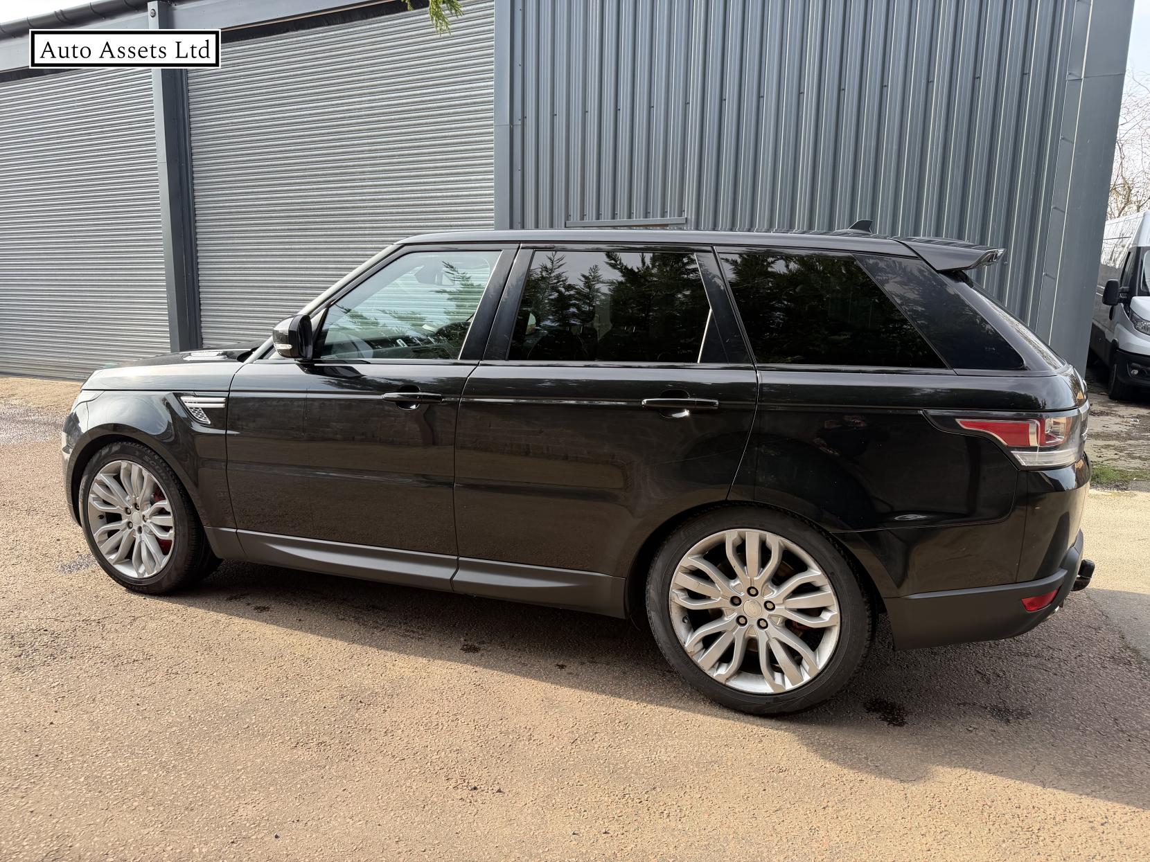 Land Rover Range Rover Sport 3.0 SD V6 HSE SUV 5dr Diesel Auto 4WD Euro 6 (s/s) (306 ps)