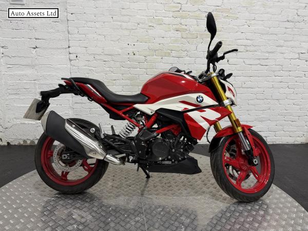 BMW G 310 R 310 Naked Petrol Manual Euro 5 (34 ps)