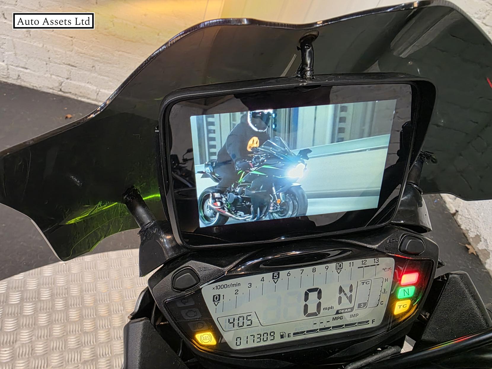 Suzuki GSX-S1000 1000 Naked Petrol Manual Euro 4 (152 ps)