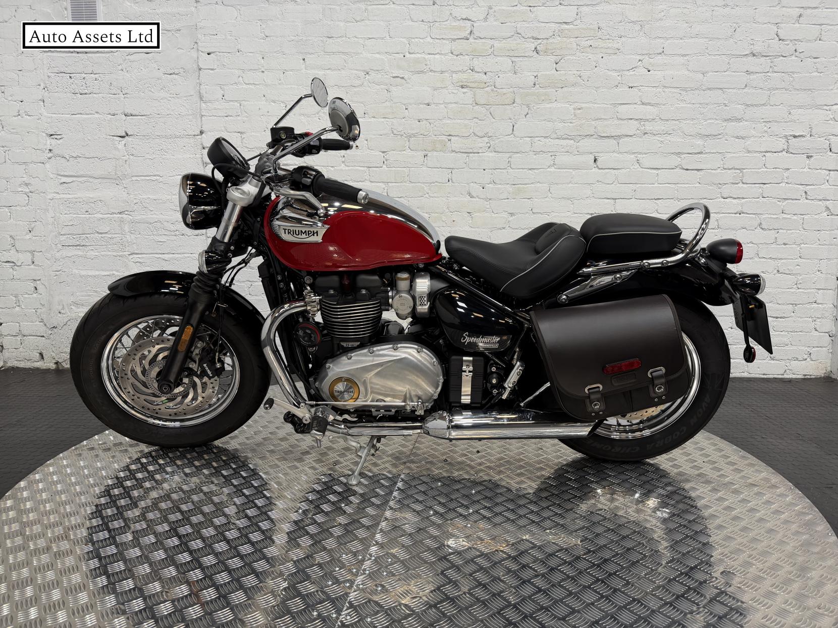 Triumph Speedmaster 1200 1200 Custom Cruiser Petrol Manual Euro 5 (79 ps)