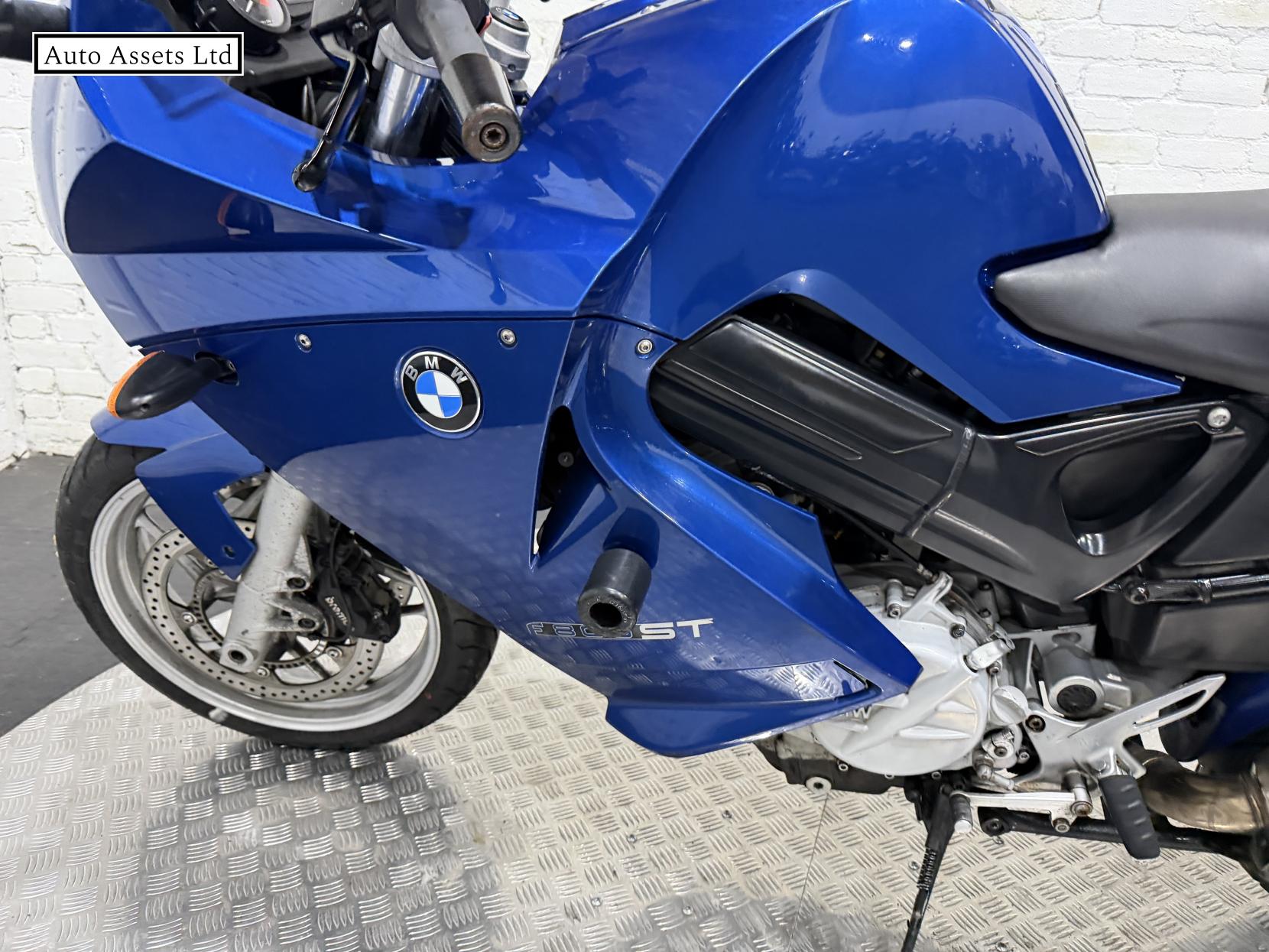 BMW F 800 ST 800 ST Petrol Manual (85 bhp)