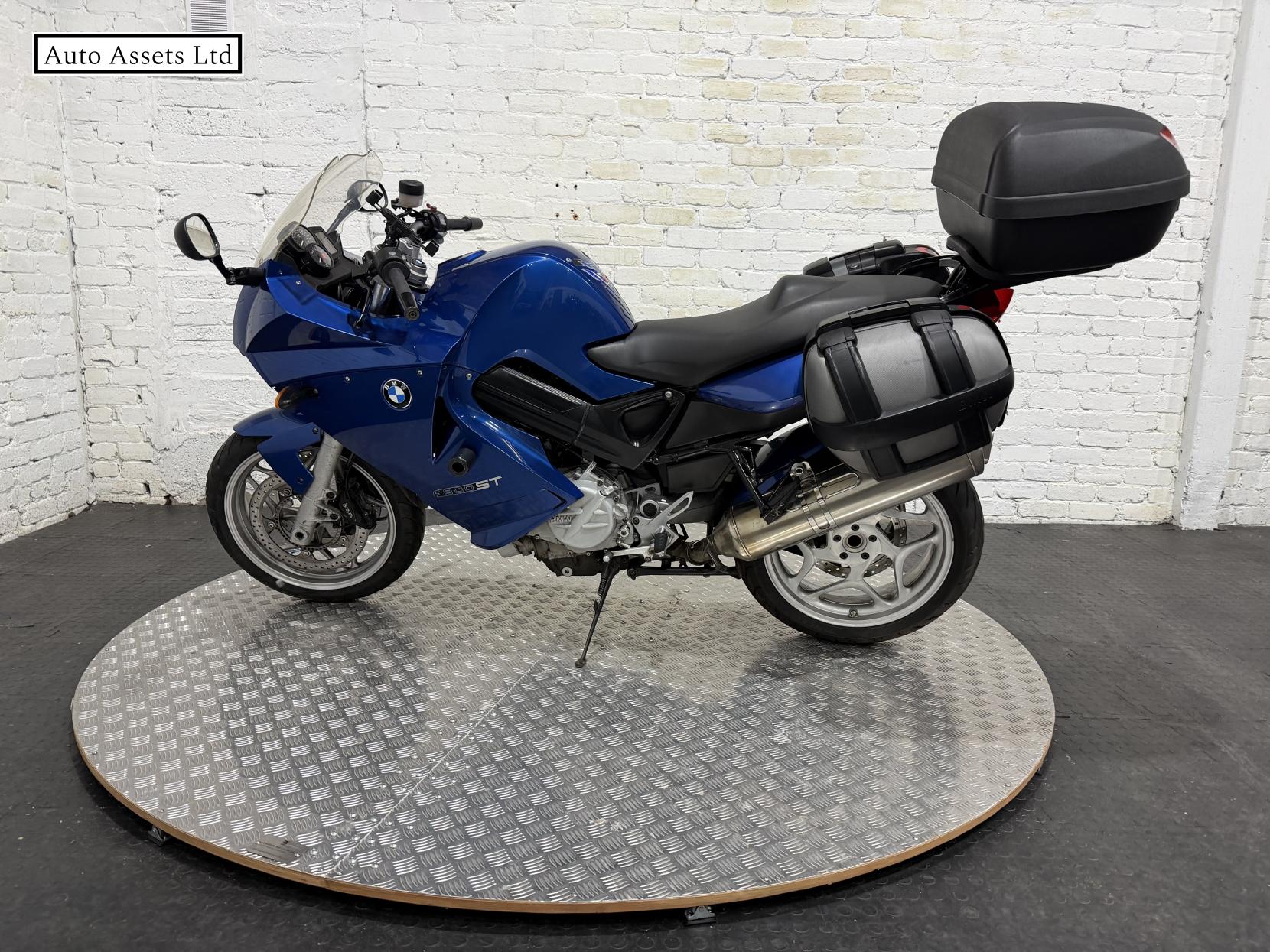 BMW F 800 ST 800 ST Petrol Manual (85 bhp)