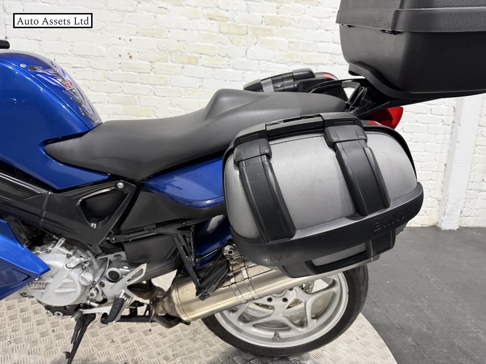 BMW F 800 ST 800 ST Petrol Manual (85 bhp)