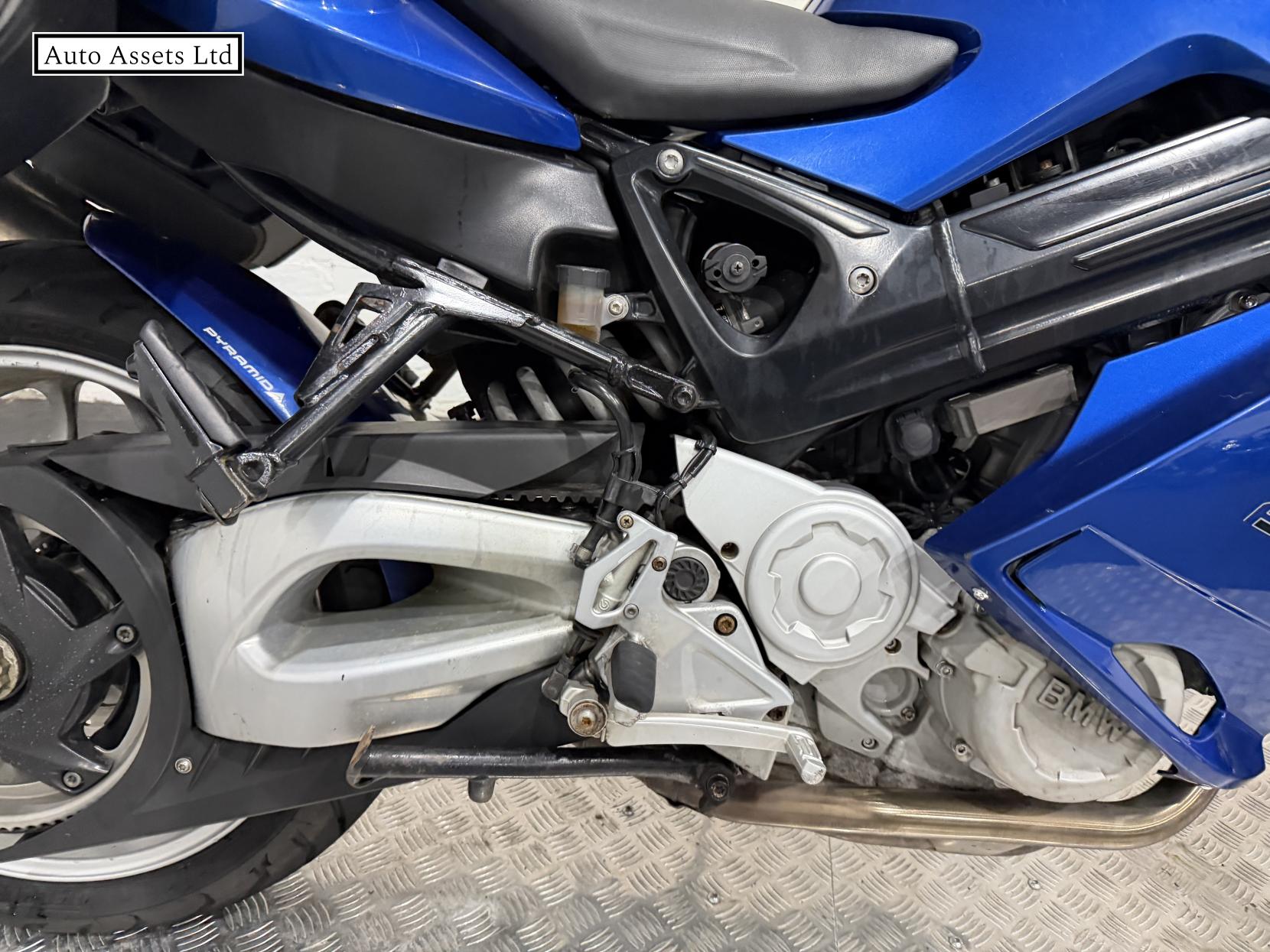 BMW F 800 ST 800 ST Petrol Manual (85 bhp)