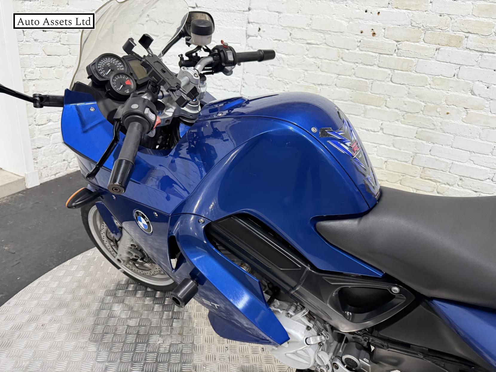 BMW F 800 ST 800 ST Petrol Manual (85 bhp)