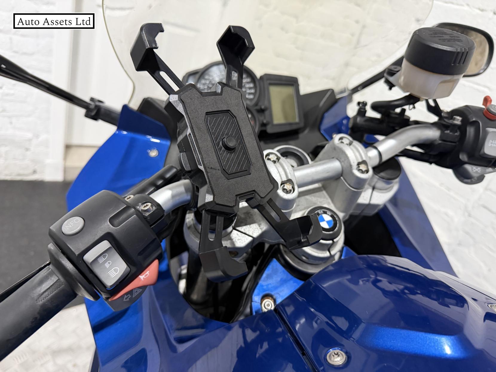 BMW F 800 ST 800 ST Petrol Manual (85 bhp)