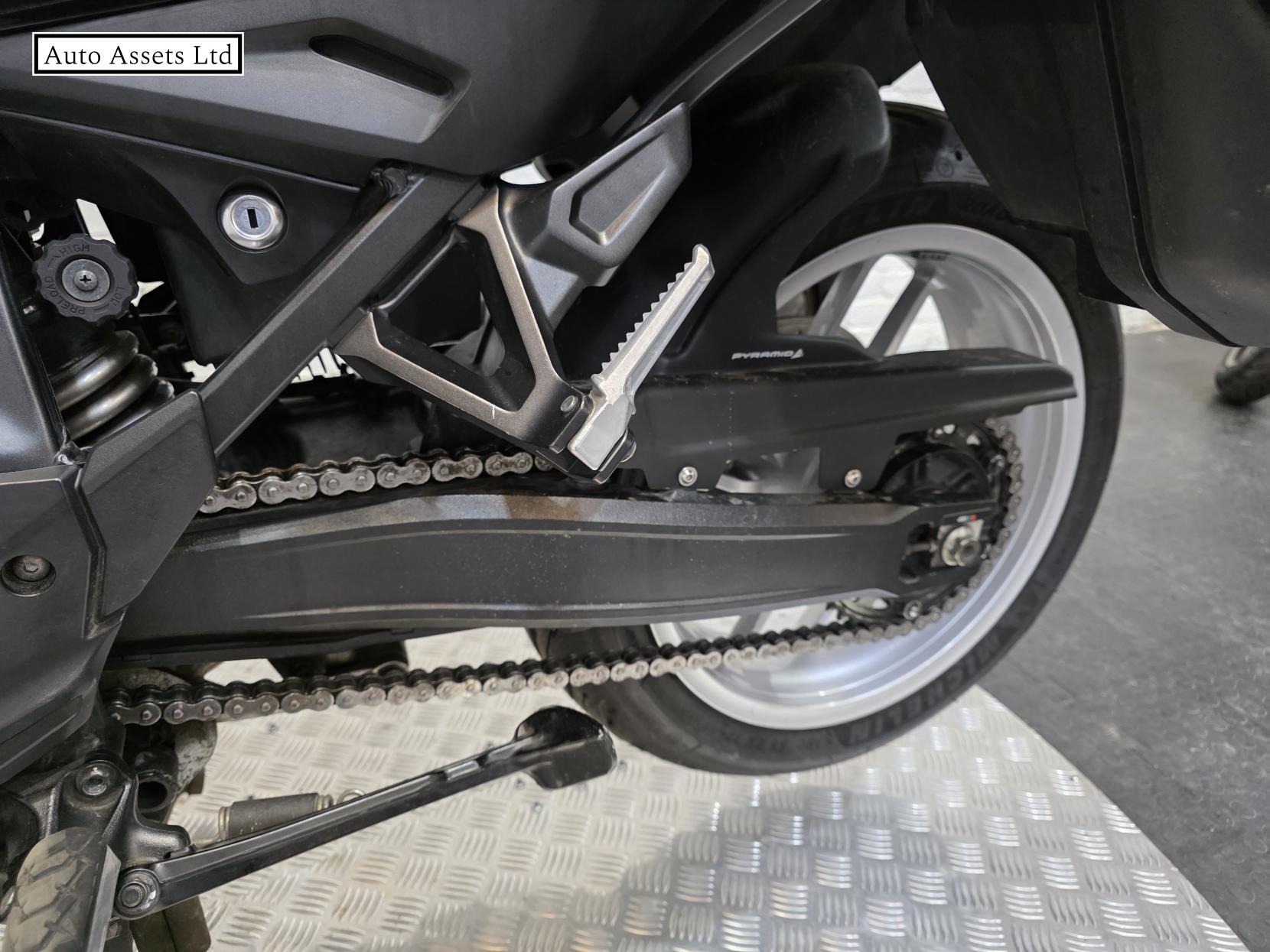 Honda NT1100 1100 Tourer Petrol Manual Euro 5 (102 ps)