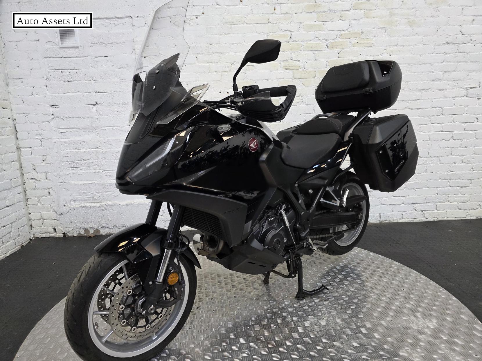 Honda NT1100 1100 Tourer Petrol Manual Euro 5 (102 ps)