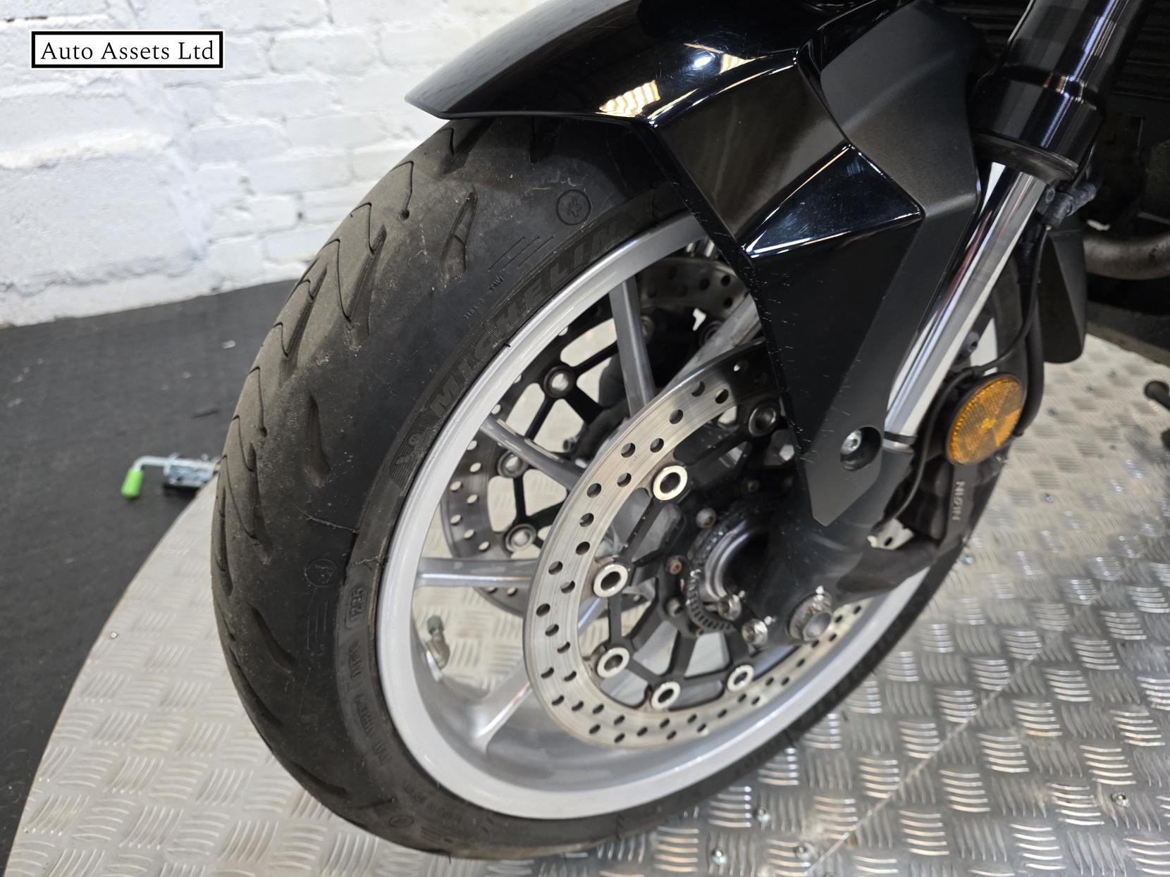 Honda NT1100 1100 Tourer Petrol Manual Euro 5 (102 ps)